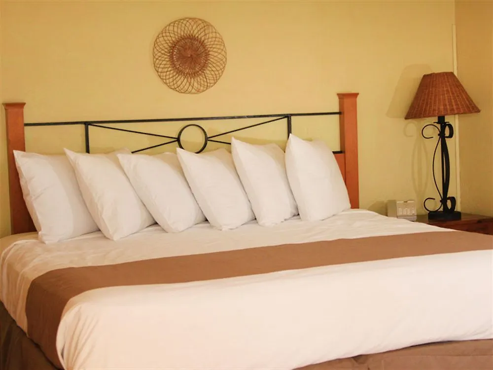 Caribe Playa Beach Hotel Patillas